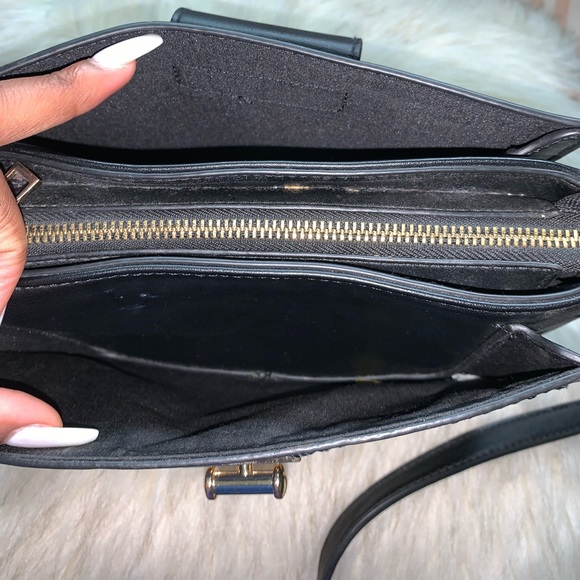 Crossbody purse - Picture 2 of 3